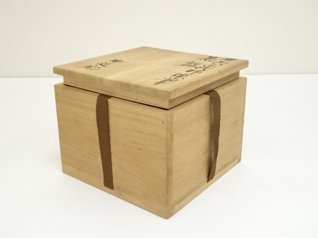 河合卯之助造　梅に鶯赤絵壺　共箱　高さ15.5㎝　東Y5-0427①タニチ 河合卯之助造 梅に鶯赤絵壺 共箱 高さ15.5㎝ 東Y5-0427①タニチ